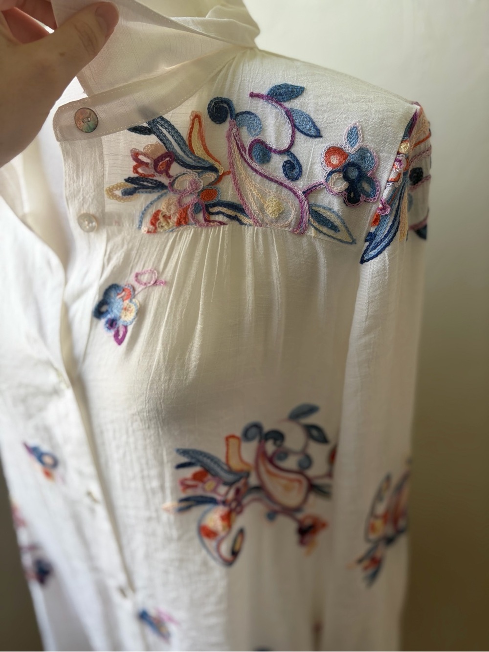 Fig & Flower White Embroidered Button-Up Tunic Top Long Sleeve XL - Picture 4 of 10
